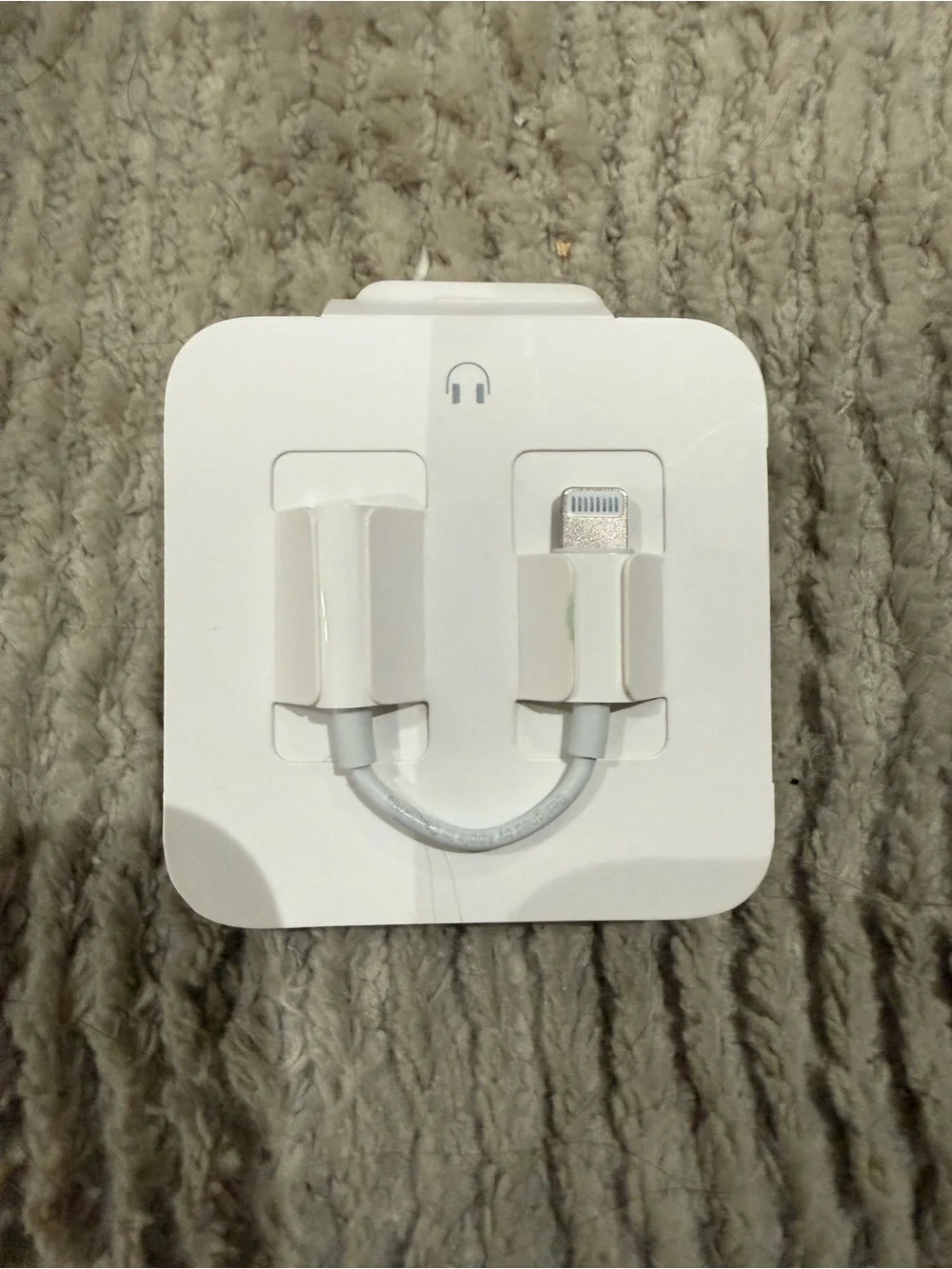 Wired EarPods with Lightning Connector, NWOT